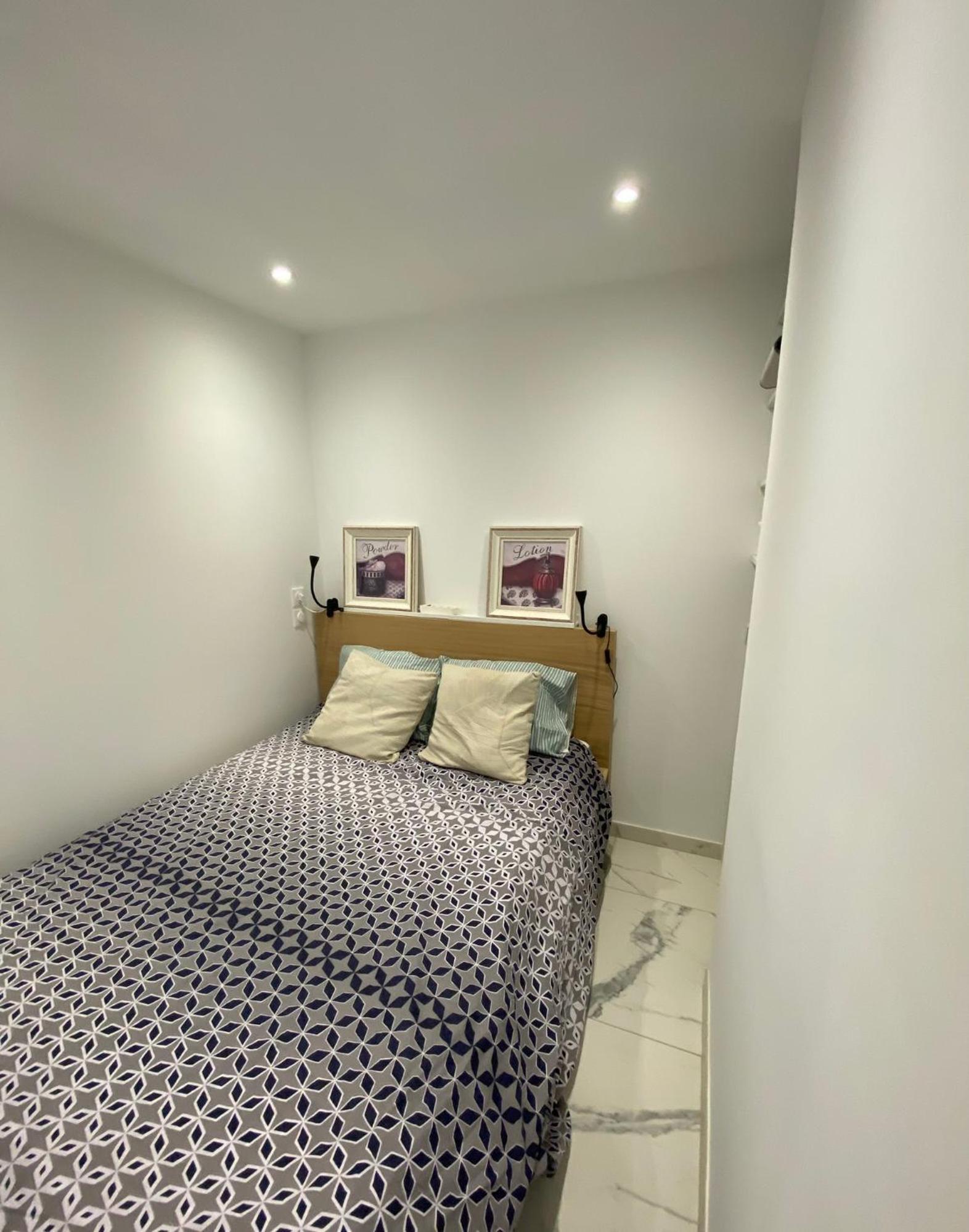 Appartement Face Mer Et Port Santa Lucia Climatise Et Wifi Saint-Raphaël Eksteriør bilde