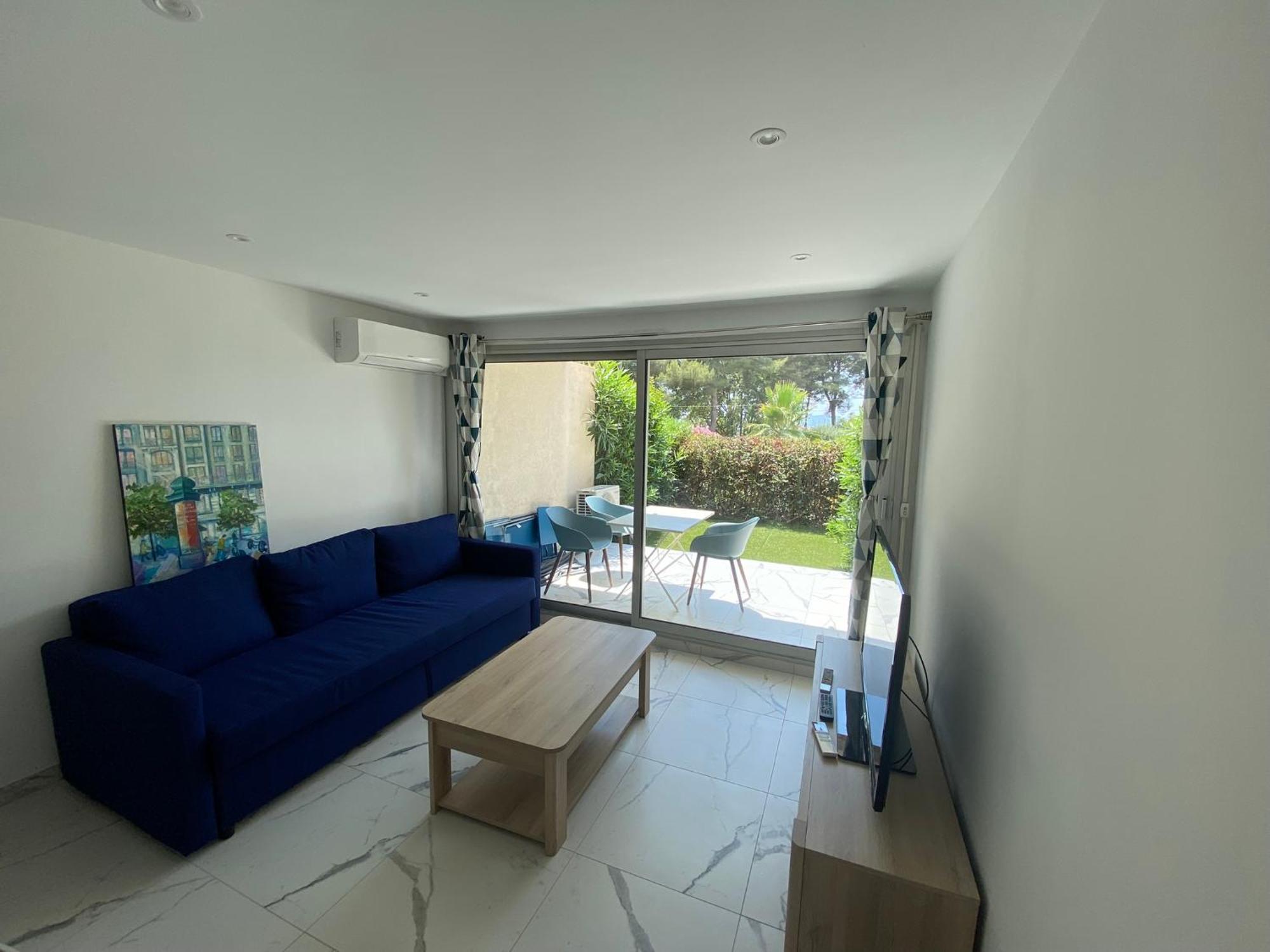 Appartement Face Mer Et Port Santa Lucia Climatise Et Wifi Saint-Raphaël Eksteriør bilde